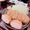 肉屋食堂 たけうち - 料理写真:厳選豚1本ひれかつ定食　1,490円（1,639円）
300g