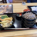 山太 - 蕎麦と舞茸天丼のセット