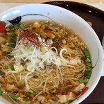 Tsukuba Toukyuu Gorufu Kurabu Resutoran - 酸辣湯麺