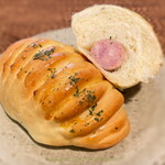 METRO MARKET - ソーセージパン