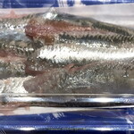 METRO MARKET - 下してもらったイワシをパックに入れてもらったところ