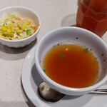 カレー屋 ボングー - ランチ限定スープ、コールスロー