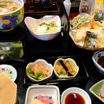 天竜そば ニュー藤屋 - 冬のにぎわい膳(温かいそば) 1,639円