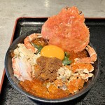 海鮮創作 くり木 - セコガニ丼(甲羅オープン)