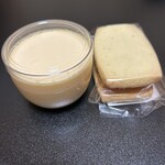 ラ・ペッシュ - クレームキャラメルとレーズンサンド