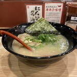 博多ラーメン 本丸亭 - 料理写真: