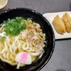 資さんうどん - かしわうどん と いなり寿司