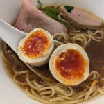 たかのちゅめ - 味玉断面　　見た目、味、仕上がり良し。