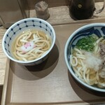 チーズカレーお出汁うどん EN - 