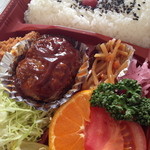 delishopよしのや - デミグラスソースで貫き通したハンバーグ＆海老フライ弁当