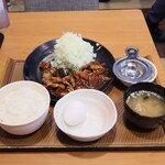 Tonkaratei - 豚とナスの味噌ダレ定食