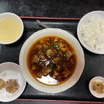 つね川 - 麻婆豆腐(辛めで注文)