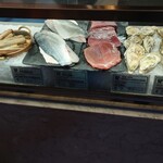 HENRIQUE SÁ PESSOA - 海産物の店