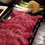 焼肉食道 かぶり - ハツ刺