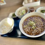 八ヶ岳パーキングエリア（下り線）赤岳 - 普通に美味いかけ蕎麦