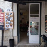 HENRIQUE SÁ PESSOA - トイレを借りたピザ屋