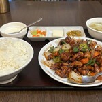 中華料理 慶華楼 - 定食のセット