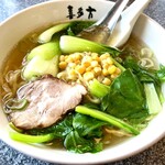 喜多方ラーメン高蔵半田店 - めっちゃ美味な二種類の青菜入り塩ラーメン