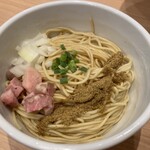 Mendokoro Shikate - 煮干し和え玉250円