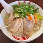 ラーメン魁力屋 - 料理写真:野菜たっぷり塩タンメン！