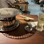 鶴松 - ドリンクを一口、さぁ焼くぞ〜♪