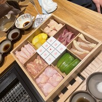 鶏焼き肉 囲 - 