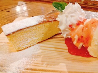 Ichibanchou Baru - 【夜カフェ限定】しっとりチーズケーキ５５０円