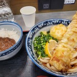 難波千日前 釜たけうどん 明石焼 - 