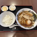 めしどころ 食堂 野武士 - 