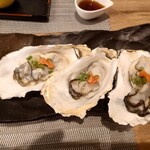 本格板前料理神楽坂 - 生牡蠣