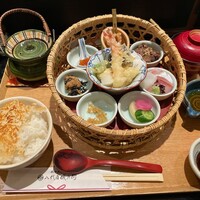 銀座米料亭 八代目儀兵衛 - 