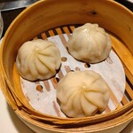 菜香新館 - ショウロンポウ