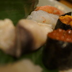 千春鮨 - ホッキ、いくら、ウニ、ボタン海老