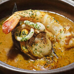 ３丁目のカレー屋さん  - シーフードカレー 2100円