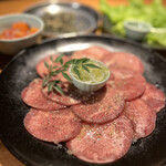 Tabenomihoudai Yakiniku Dainingu Chikaraya - 