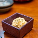 魚河岸 番屋 - 2024.2 お通し（363円）枝豆入りポテトサラダ