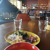 The lounge on the water - 