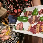 Taishuu Baniku Sakaba Mimura - 塩セット（馬肉焼肉）  タンは薄いのに歯ごたえ抜群