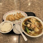 餃子の王将 - 料理写真:五目あんかけラーメンセット