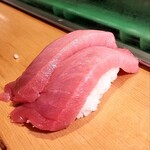 Asakusa Midori Sushi - 中トロ