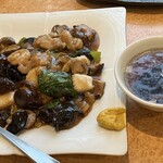 一番飯店 - 料理写真:特製上海焼きそば