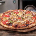 トリワイン ＰＩＫＯＳＨＨＨＵ - おまかせの七福ピザ