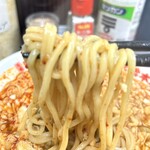 元祖カレータンタン麺 征虎 - もっちり中太麺