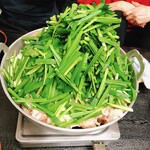 もつ鍋専門店 元祖 もつ鍋 楽天地 - 