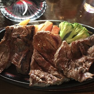 ステーキレストラン ローハイド_0