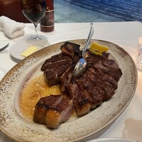 ウルフギャング・ステーキハウス シグニチャー - 