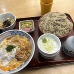 Ajiwai Soba Daimiu - ヒレカツ丼大盛り、ざるそば大盛り