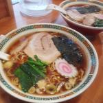 かまや食堂 - 中華そばの大盛りと普通盛り