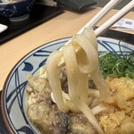 丸亀製麺 - 【2024.2.5(月)】こく旨 牡蠣ぶっかけうどん（並盛）790円→760円の麺