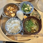 湯気 - 定食(麻婆豆腐)